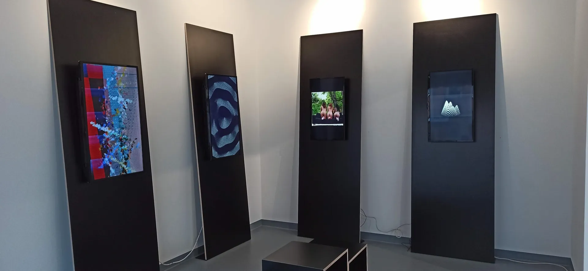 Pixposure – A Generative NFT Art Show