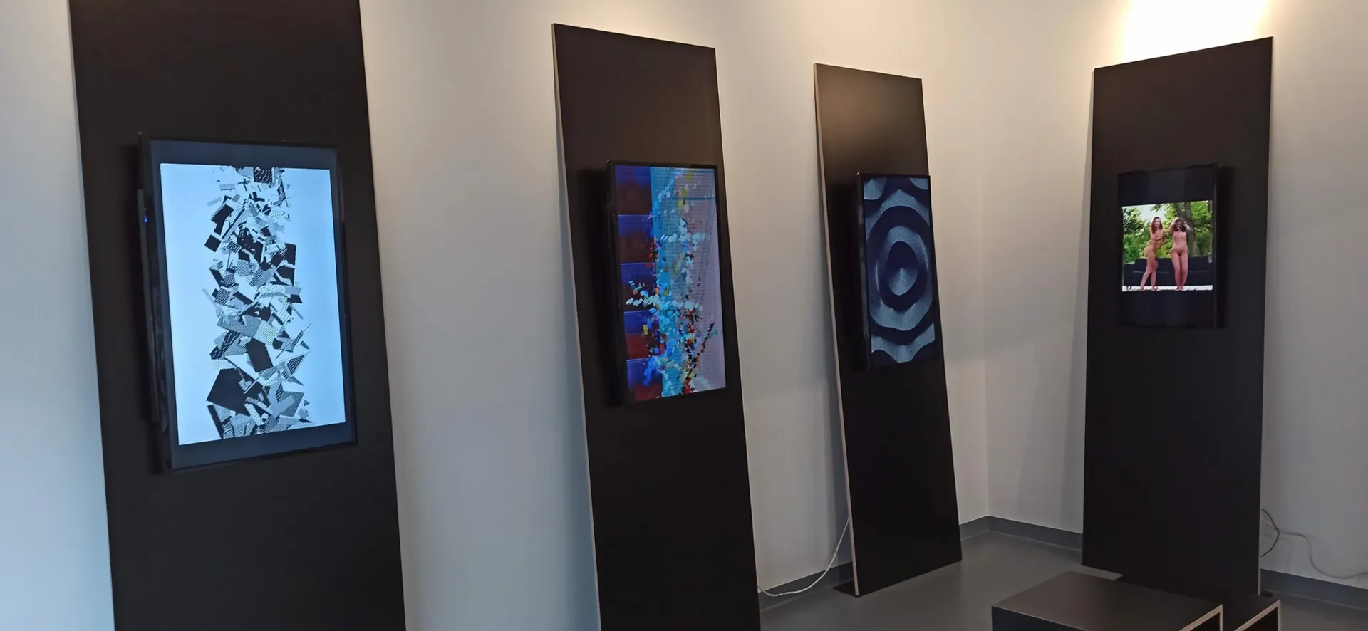 Pixposure – A Generative NFT Art Show